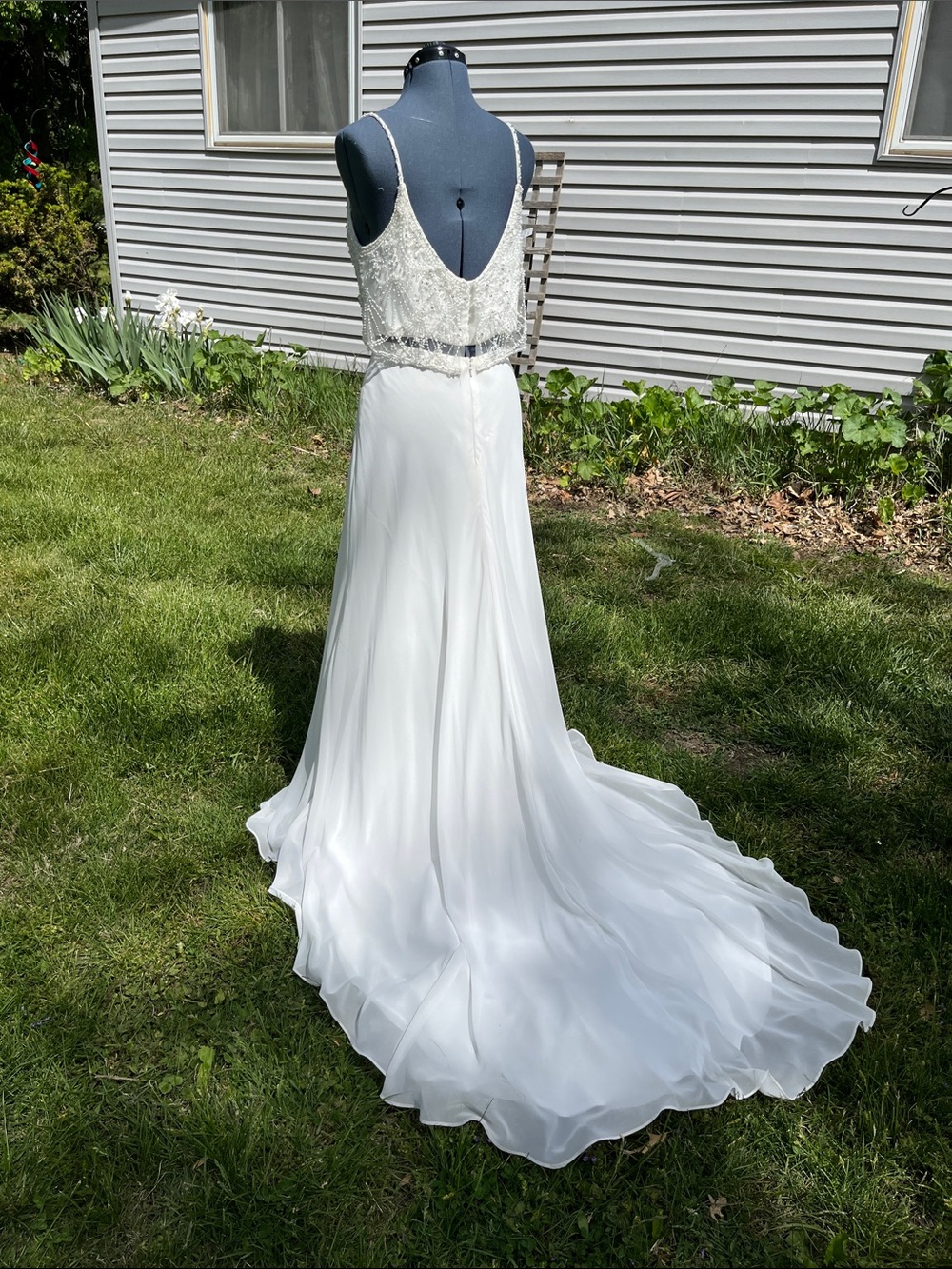 Maggie Sottero Ivory Beaded Two-Piece Bridal Gown with Train - Picture 9 of 11